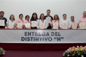 ISSSTEP recibe reconocimiento por su compromiso con la excelencia en sus estancias infantiles.