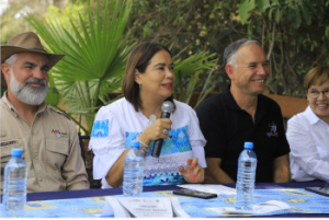 Entrega de Distintivo H en Africam Safari