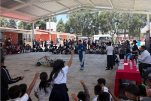 Charla entre campeones con Camilo Mojica piloto