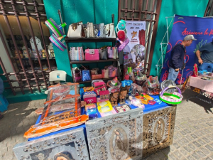 Colaboración con la Secretaría del Trabajo para la venta artesanal en temporada decembrina