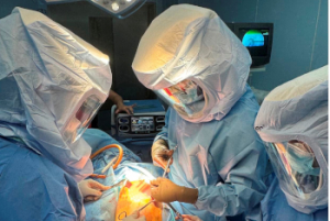 ISSSTEP realiza con éxito primera prótesis de cadera sin costo