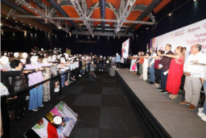 Mujeres Tejedoras de la Patria