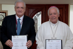 Con visión humanista, ISSSTEP firma convenio de colaboración con "Cáritas"