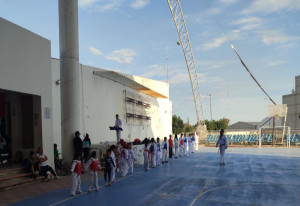 Actividades deportivas con niñas, niños y adolescentes