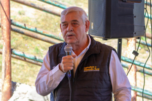 Gobierno estatal y federal unen esfuerzos para erradicar gusano barrenador del ganado